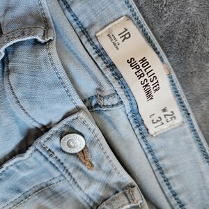 Hollister Light Wash Super Skinny Jeans Size 25 Waist 31 Length